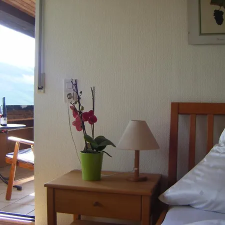 Nocleg ze śniadaniem Gastehaus Weingut Arns