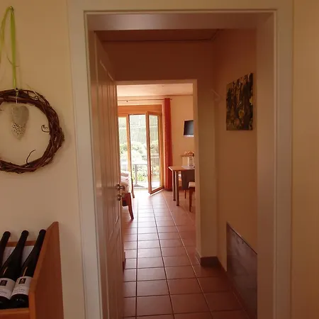 Nocleg ze śniadaniem Gastehaus Weingut Arns Reil