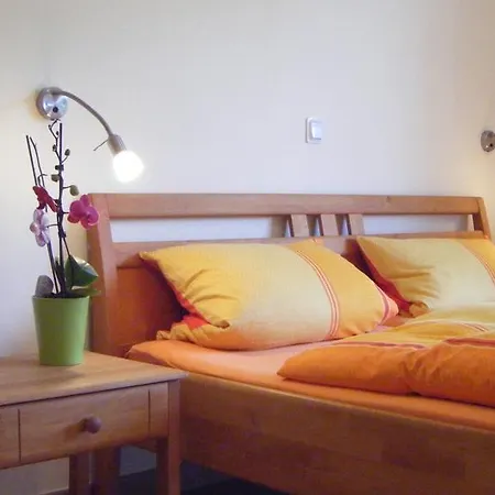 Nocleg ze śniadaniem Gastehaus Weingut Arns *
