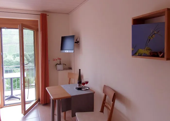 Bed & Breakfast Gastehaus Weingut Arns *